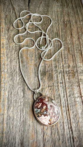 Rosecut Lace Agate Pendant